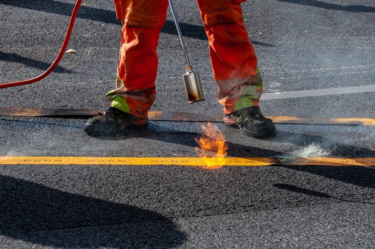 asphalt-7594249_1280